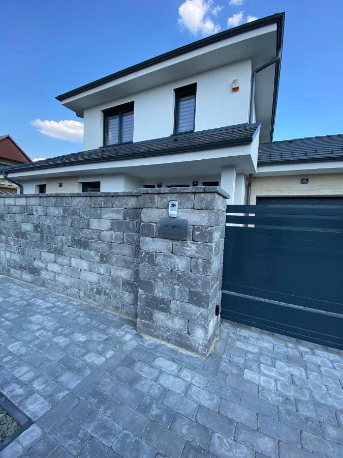 Apartmán Twin House Gyál Exteriér fotografie