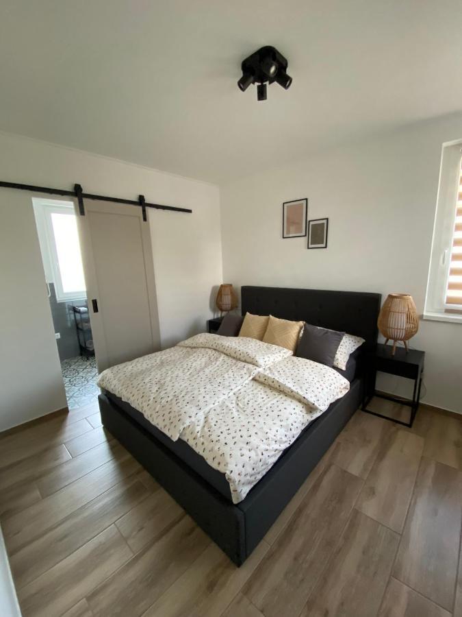 Apartmán Twin House Gyál Exteriér fotografie